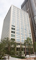 ゴルフ好き必見<経理/財務>17:30定時/残業少な目/在宅勤務◎