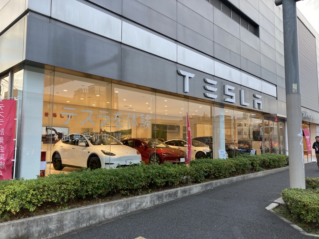 EV車ショールーム★試乗案内やアンケート対応等♪接客staff募集