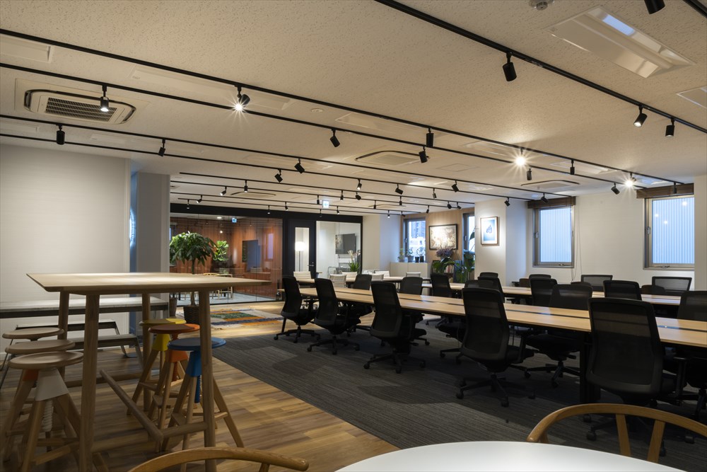 エンタメ企業♪CM放送についてのデータ集計♪髪色・ネイル自由★