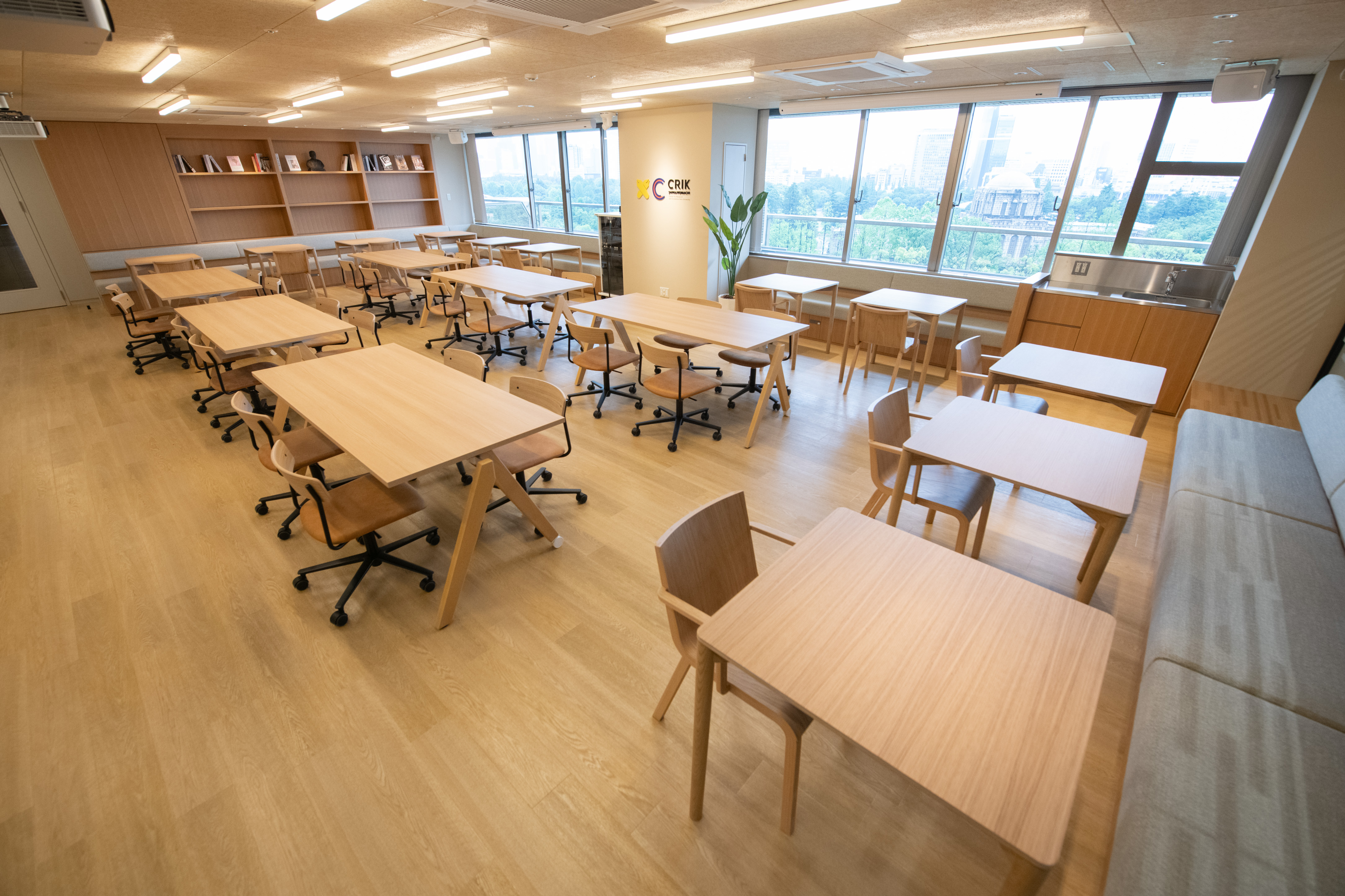 【大学事務】名門大学の施設運営でキャリアアップを築く！