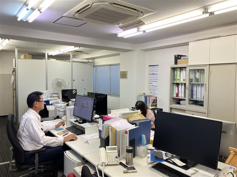 ＼残業ナシ／高時給1,900円！未経験から挑戦OK♪経理のオシゴト