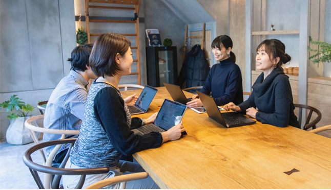 【未経験OK↑外資系企業の受付＆総務事務】英語は抵抗なければOK