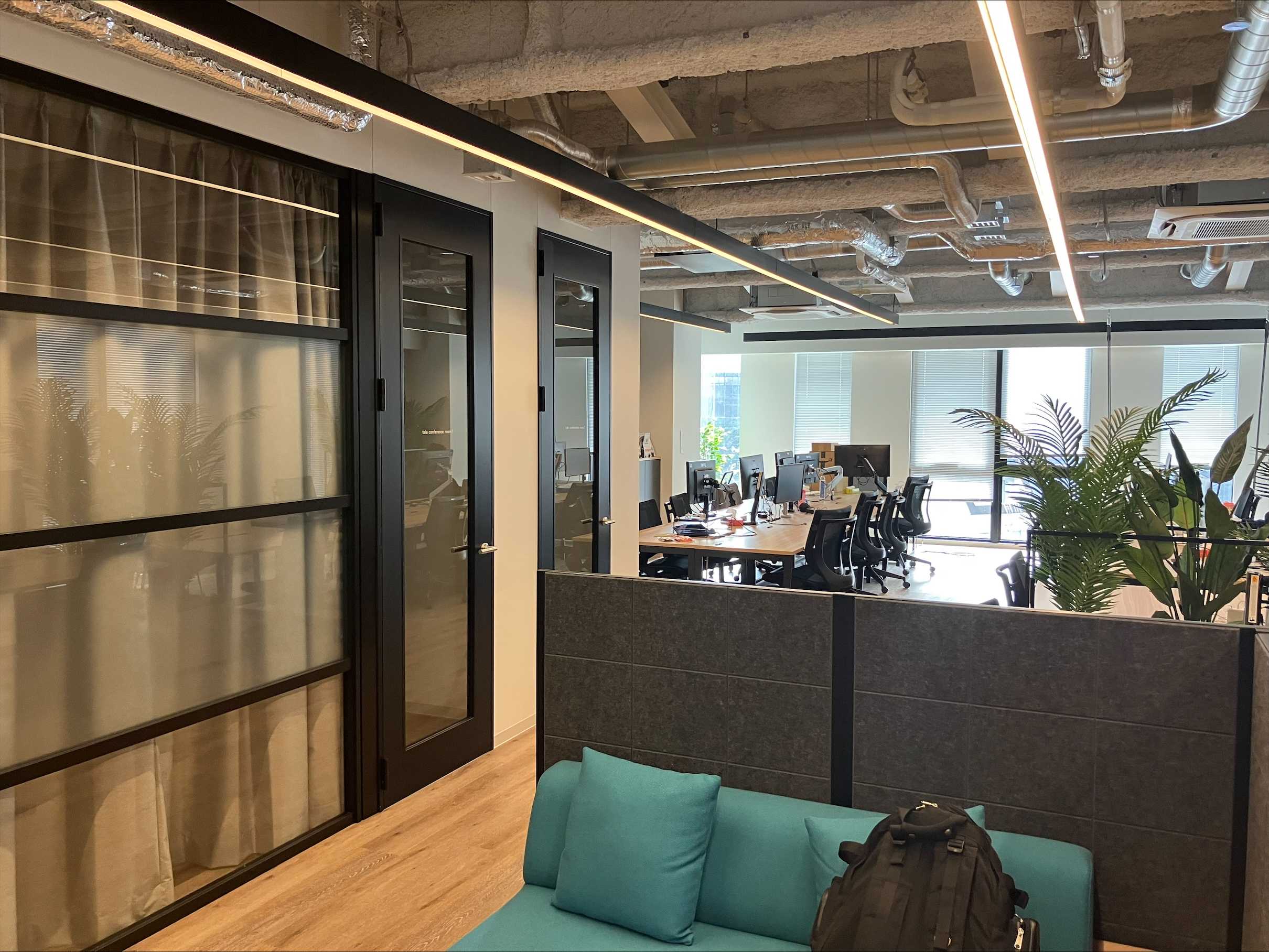 11月中旬＼扶養内OK！／残業なし♪IT企業で労務＆総務ジム☆彡