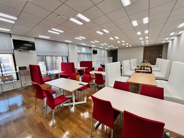 ＼大手×新聞社☆彡／40~50代活躍♪17:30マデ！家庭との両立good