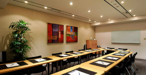 ＼月収約30万／未経験からはじめる2名体制のウケツケ@茅場町