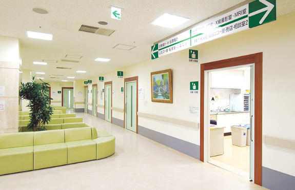 【食堂あり】未経験OK！医療事務×受付☆《時短OK》送迎バスあり