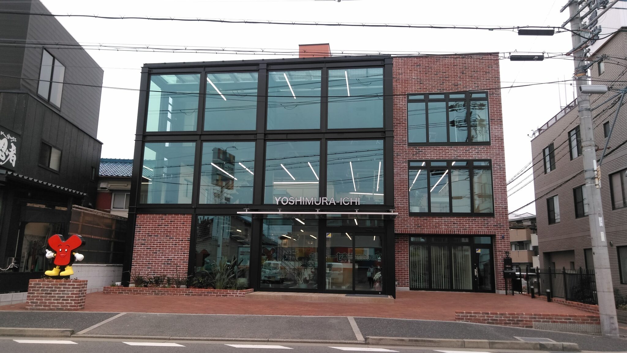 ＼時短もOK◎動きのあるオシゴト♪／車・自転車OK！事務サポ★