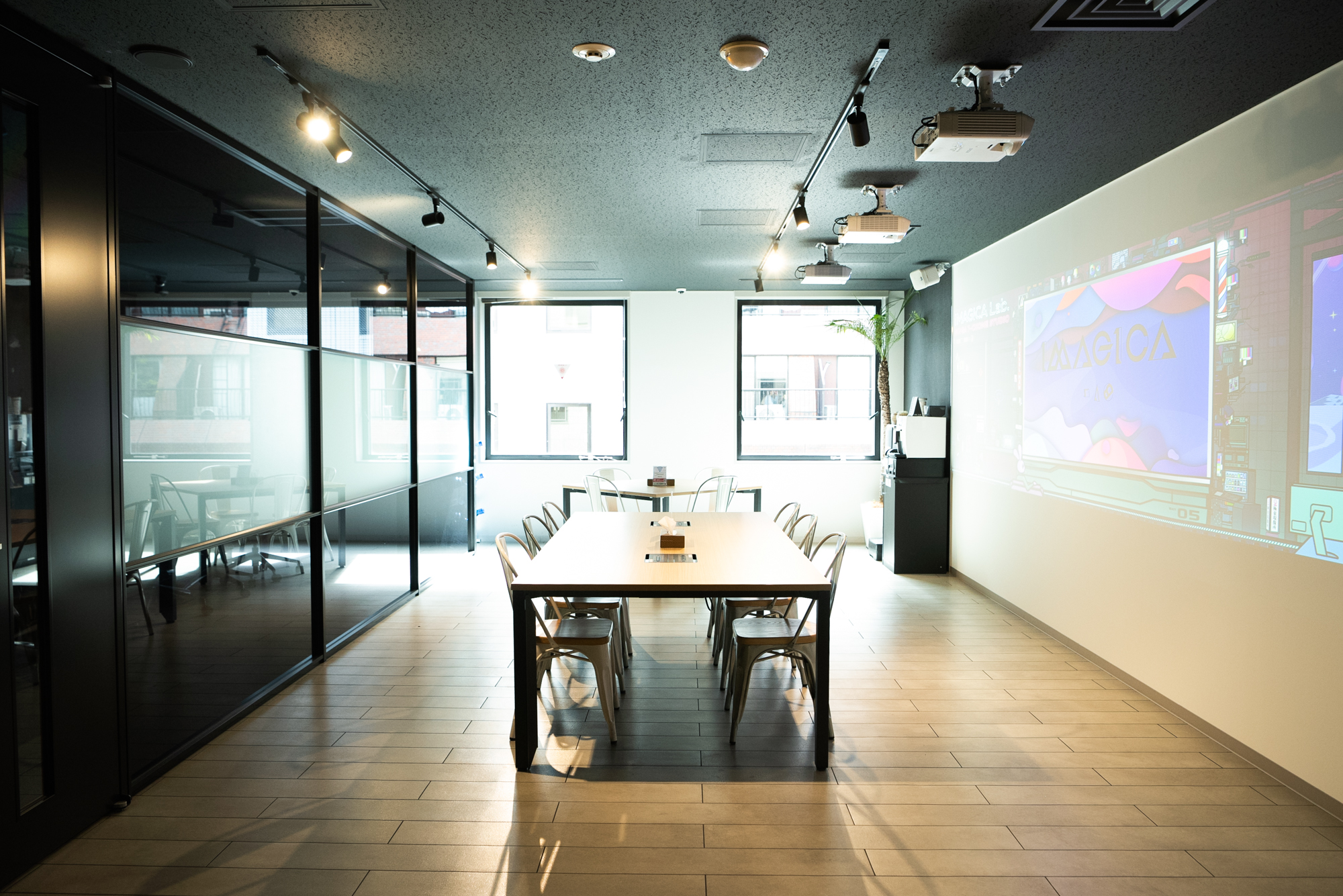 ＜開始日選べる☆＞人気のエンタメ企業で受付＋事務＠1900