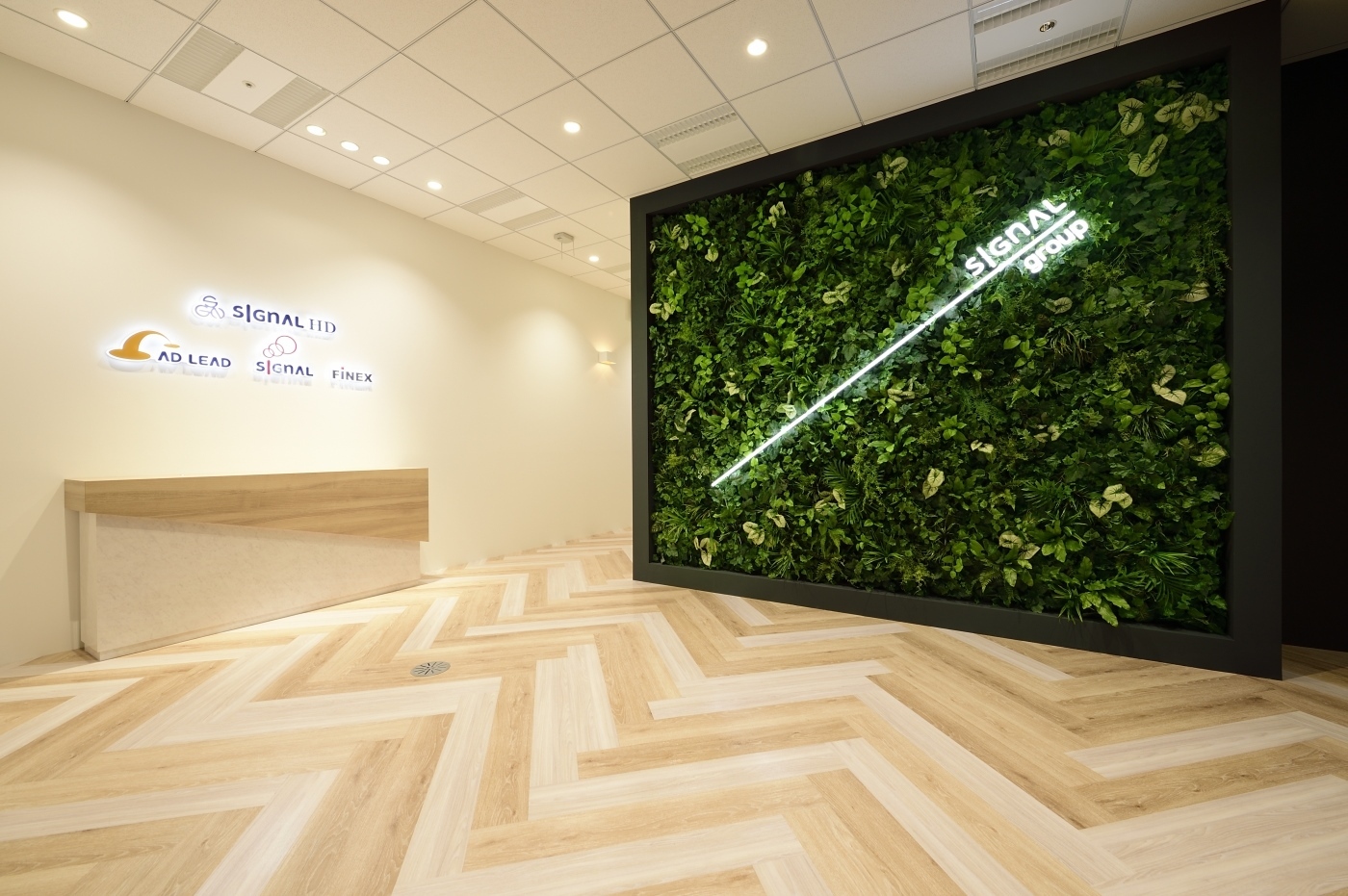 高時給1400円台☆大手GRで人事事務★駅直結オフィス×残業少なめ