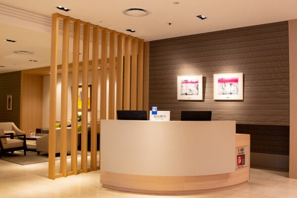 【大手】駅チカオフィス♪長期☆クリニックでの受付事務○