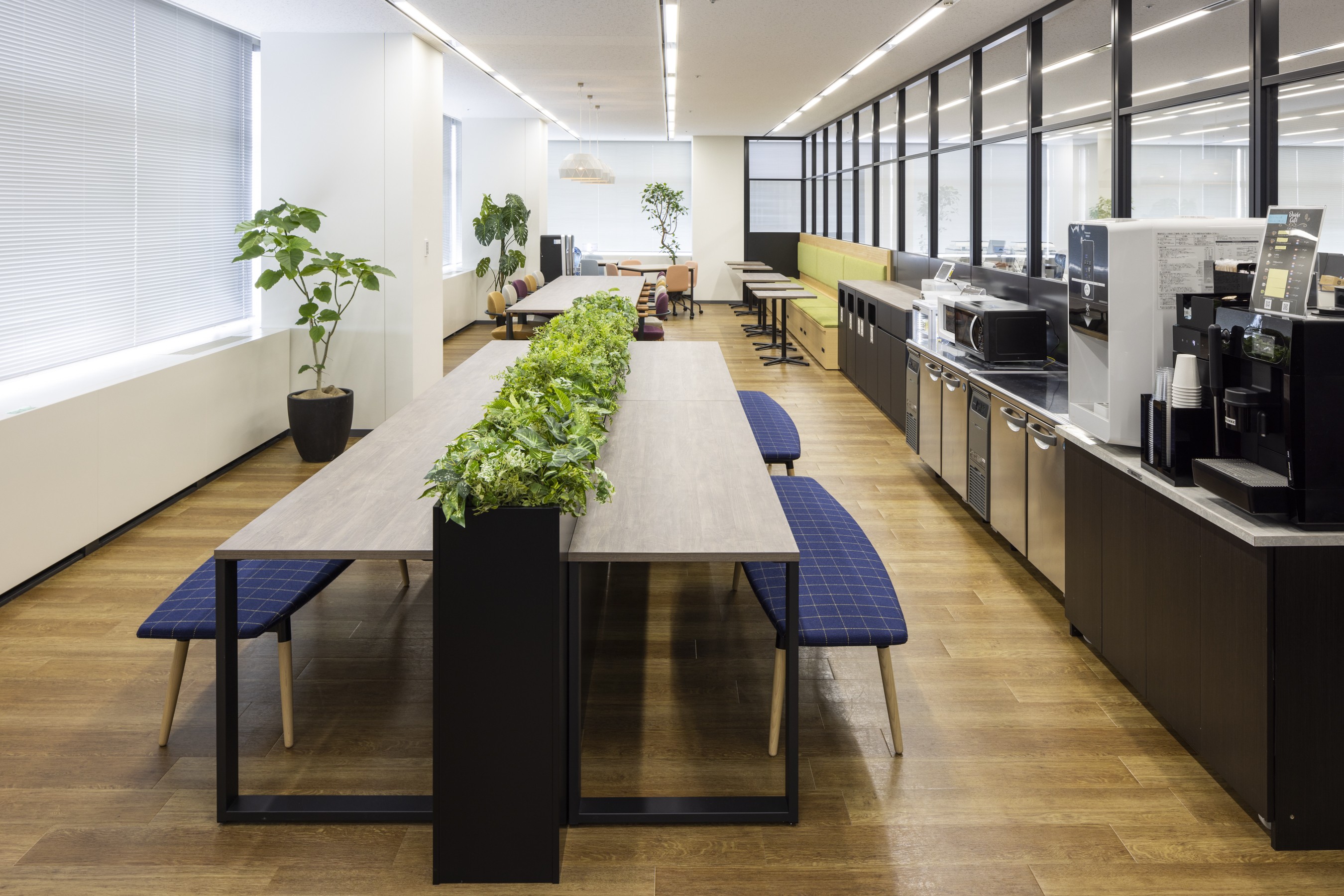 ＼3月まで短期×5名募集♪／10時スタート☆未経験OK！問合せ対応