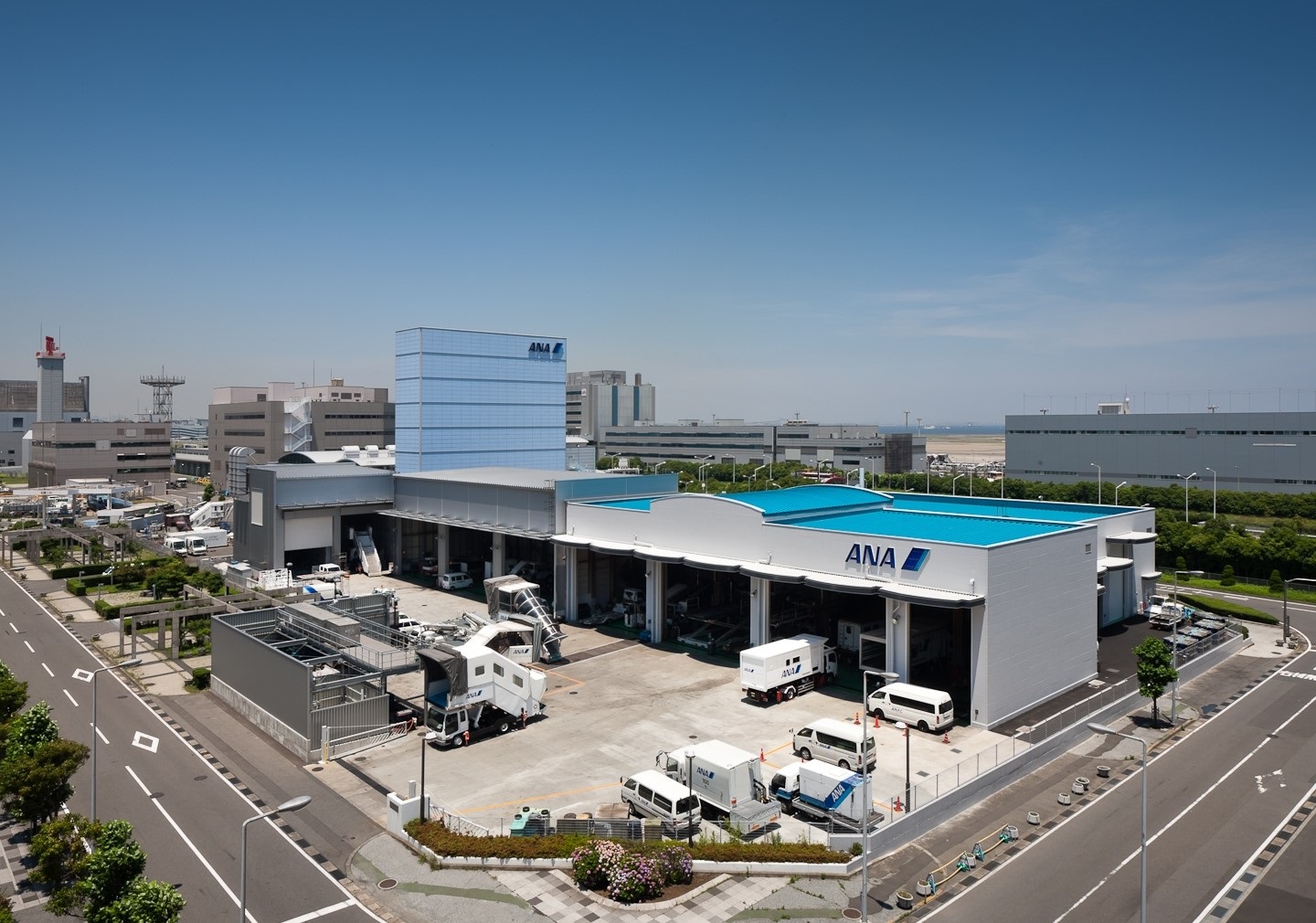 ＼時給UP★モデル月収28万／採用経験活かす♪期間限定！羽田空港