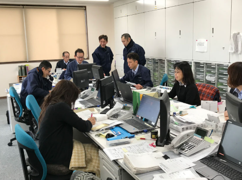 【12月開始】時給1,450円○敷地内駐車場あり◎サポート事務♪