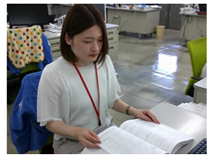 【時給1250円】人気の貿易事務サポ！★未経験OK★《ほぼ定時》