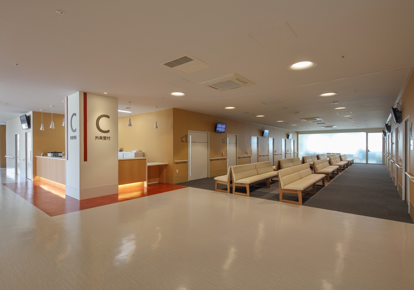 【桑名駅前】働きやすさはイチオシ！先輩スタッフも活躍中☆