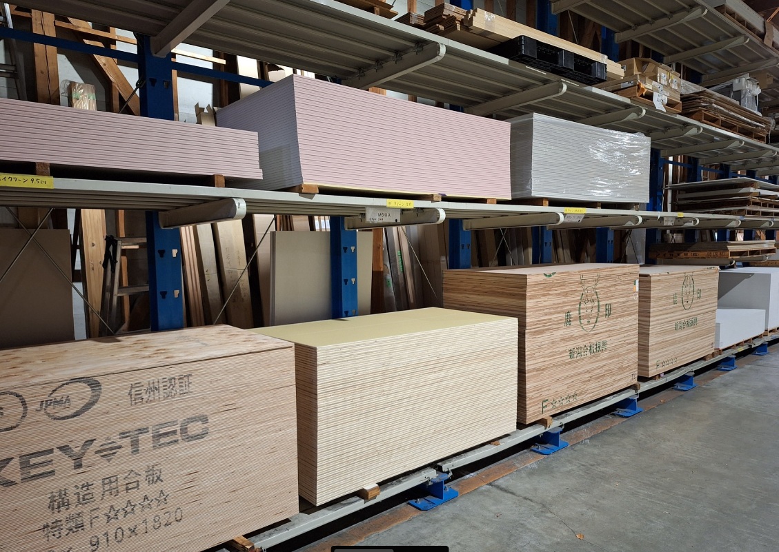 【時給1300円】長期◆建材メーカーにて倉庫内作業☆彡残業なし♪