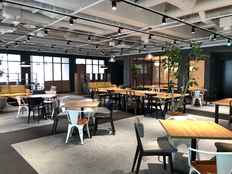 ＼在宅MAX週2／残業少なめ×17:00定時♪プライベート充実☆.*+