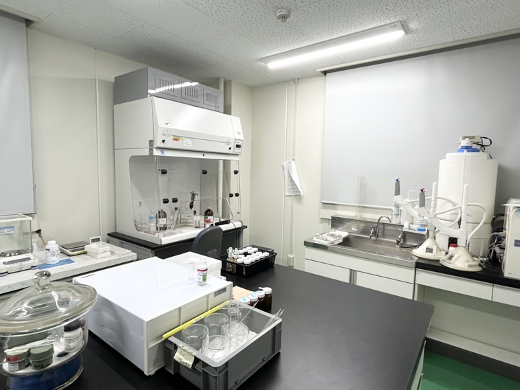 駅徒歩圏内☆時短勤務OK！環境分析アシスタント