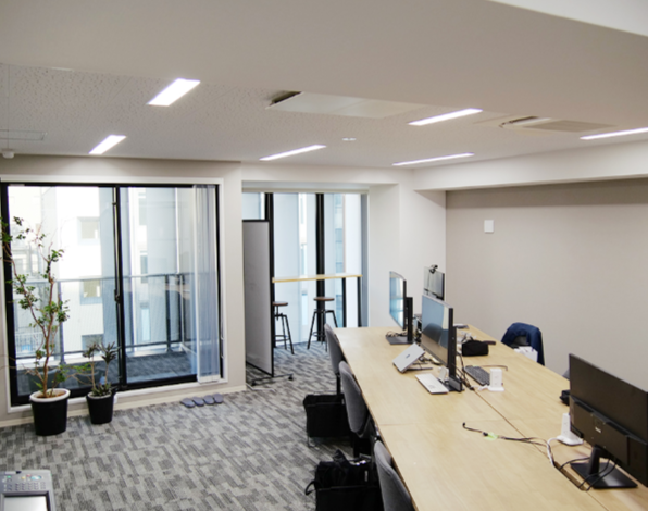 ＜週4日＞事務経験があればOK★webサイト制作×営業サポート♪