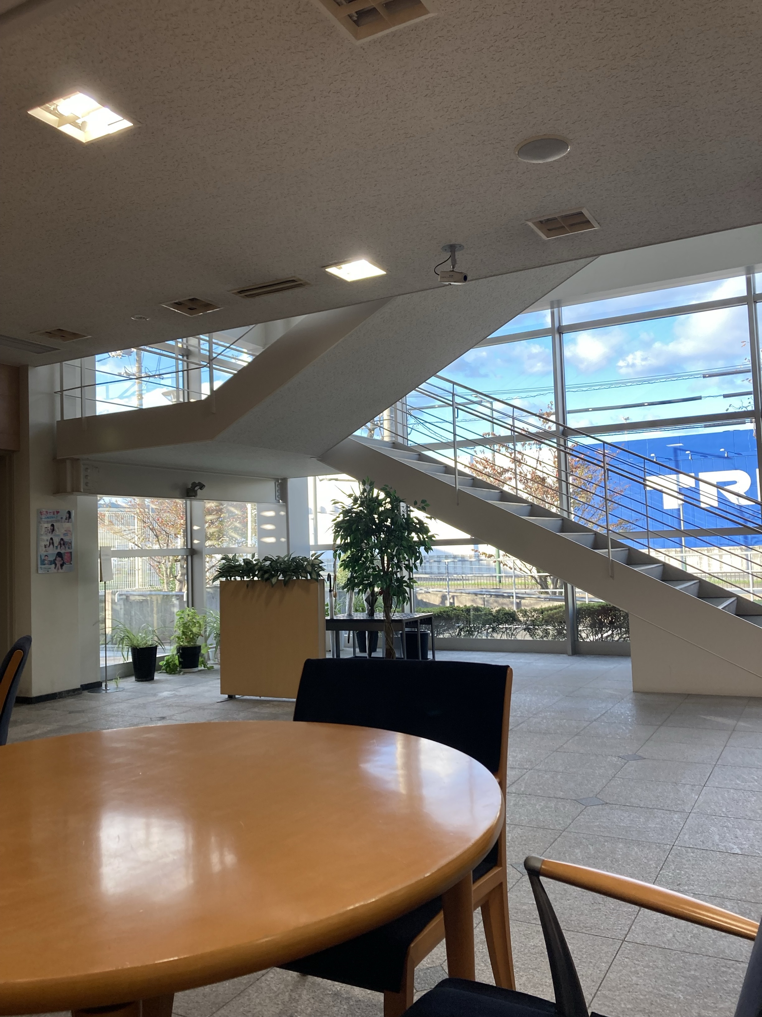 【時給1250円】★カード会員様のサポート事務★嬉しい土日祝休み