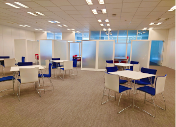 ＜＜事務デビュー応援＞＞在宅2日OK★みなとみらいで事務