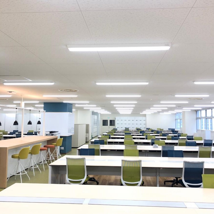 社員化の実績アリ★_マニュアルの変更点をコツコツ修正する事務