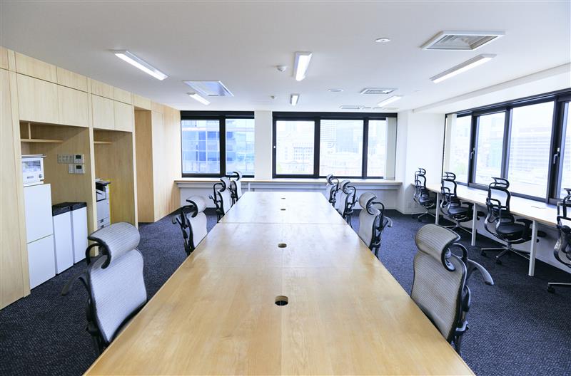 ＼お休み取りやすい♪／月収24万↑簡単＆コツコツの総務アシ★