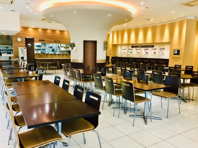 【コスメの会社×本社！】きれいな食堂あります♪事務サポート