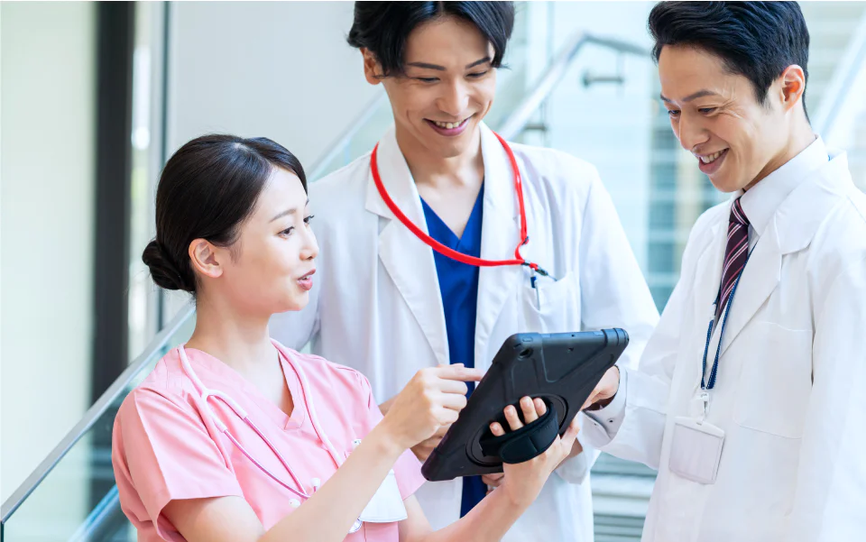 ＼髪色･服装･ネイル自由！／CMで話題♪電話なし！入力メイン♪