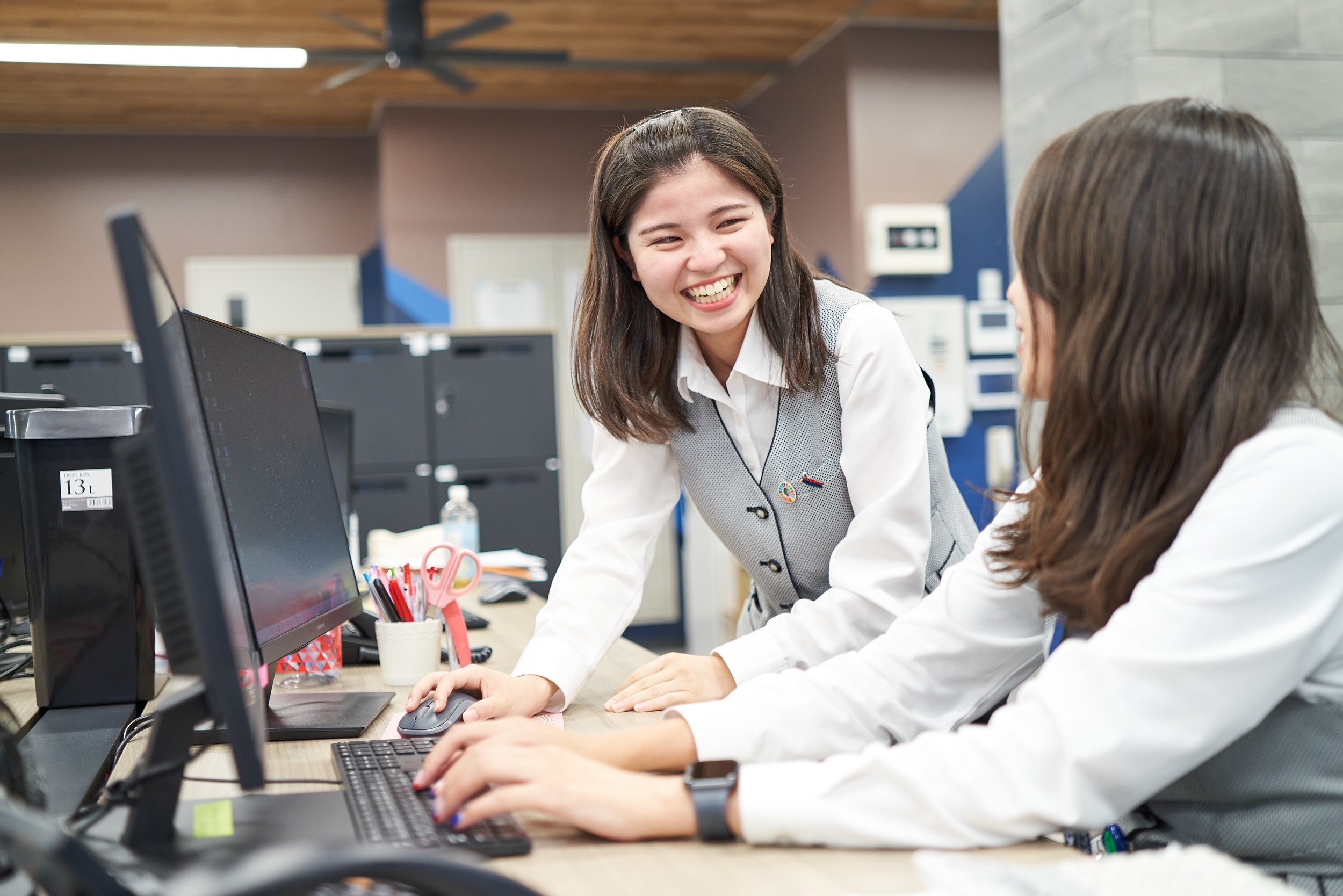 【社員化実績あり★】コツコツ♪経理のスキルアップ↑車通勤OK！