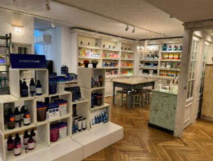 ＼時短勤務／コスメ・ヘアケア★受発注などの事務サポ◇服装自由