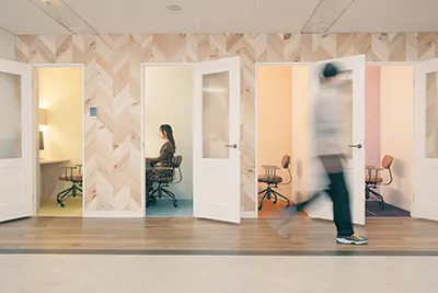 【在宅週2日】エンタメ・漫画業界！編集アシスタント☆服装自由