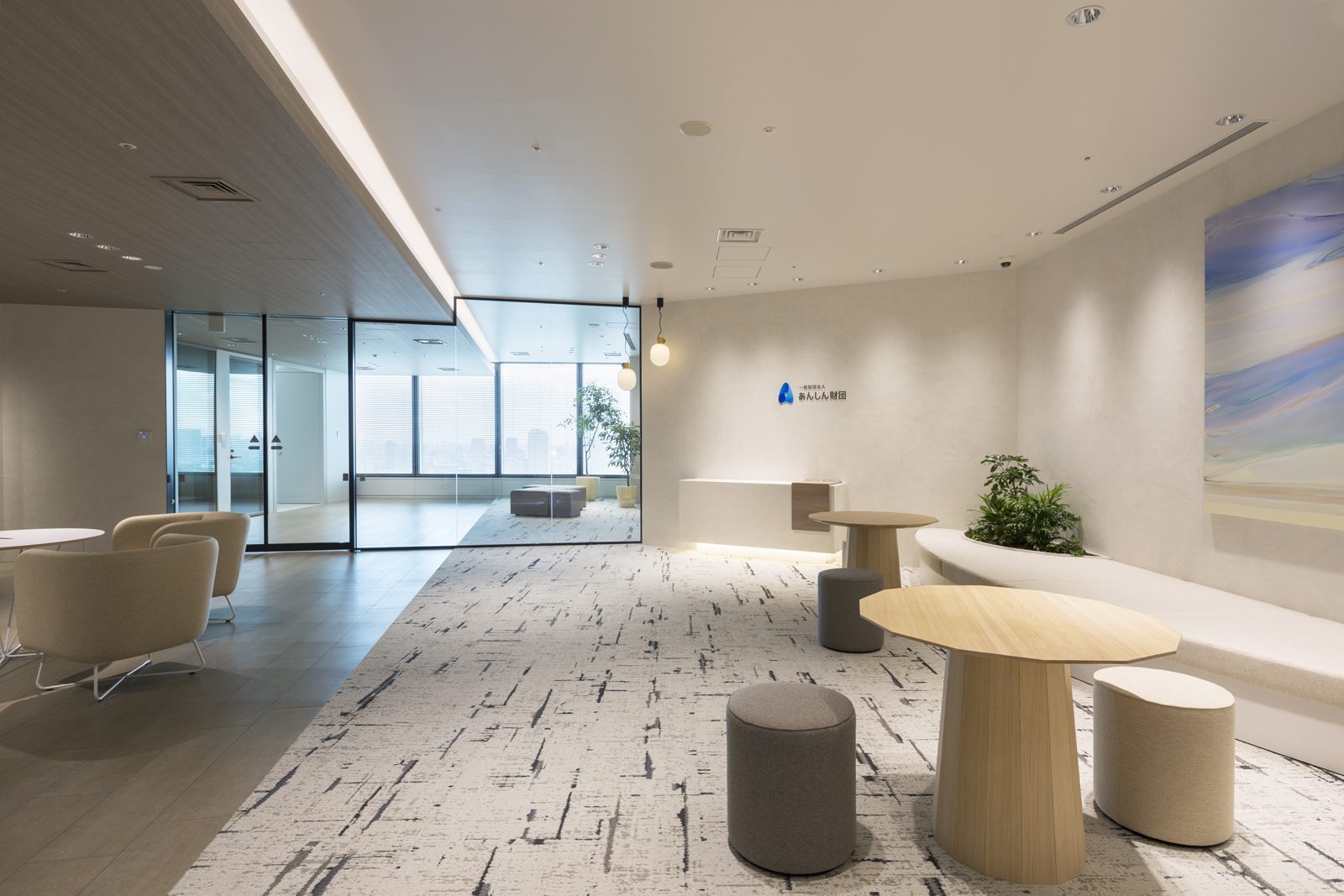 1月開始★大人気財団★時給1,800円♪17時半定時↑残業なし☆彡