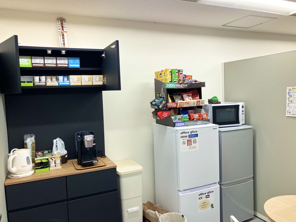 ＜週4日＊17時＞Excelスキル不要☆ほぼ電話なし♪事務サポート