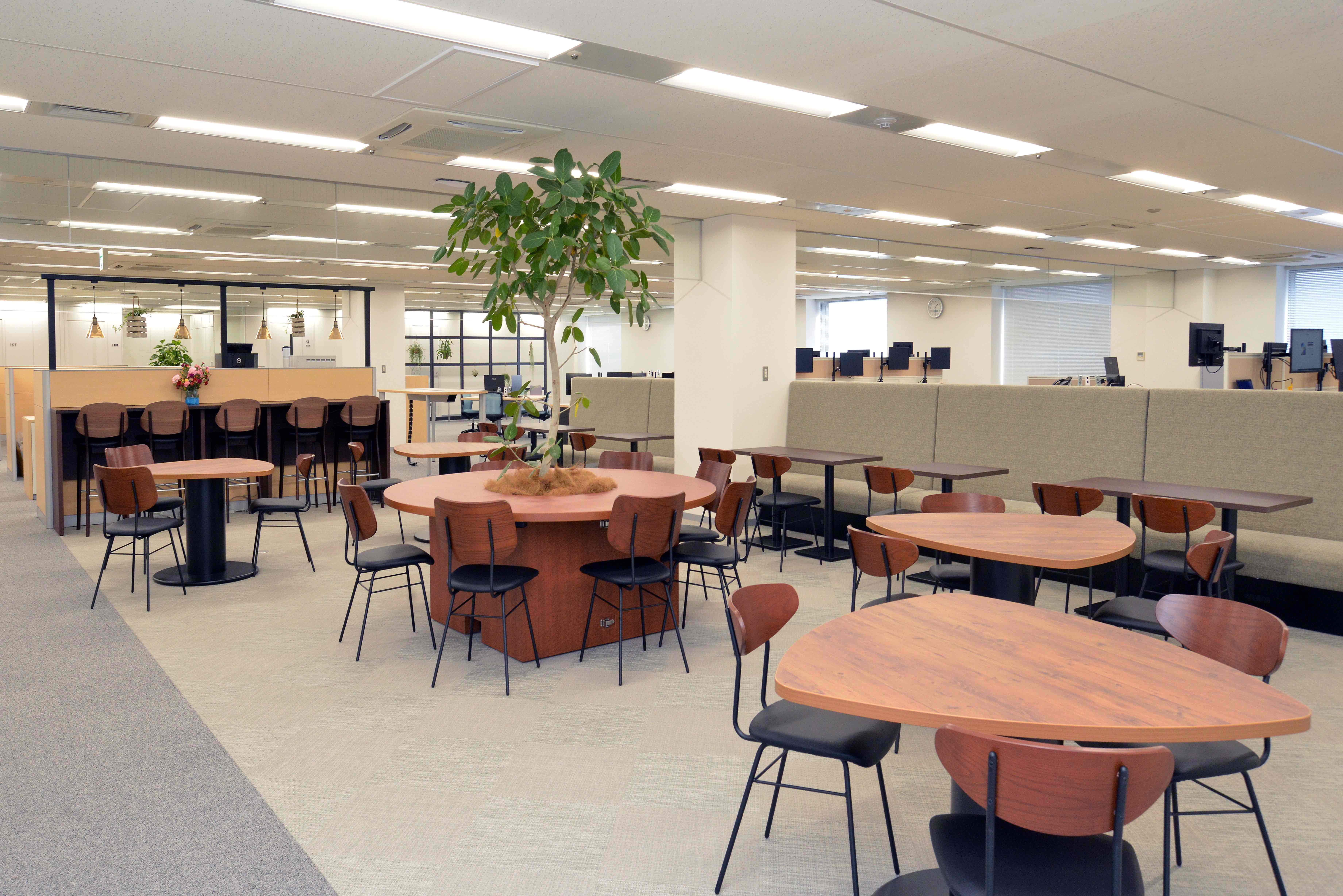 【電話少なめ】社員化実績あり大手★コツコツ入力中心の資料作成