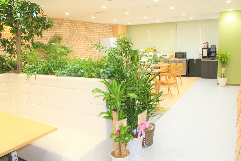 3名募集★お休み希望は好きなダケOK♪美容に興味がある方歓迎！