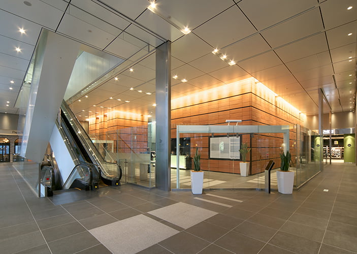 ＼東京駅スグ／大手Gで社内サポート事務！髪・ネイル自由◎