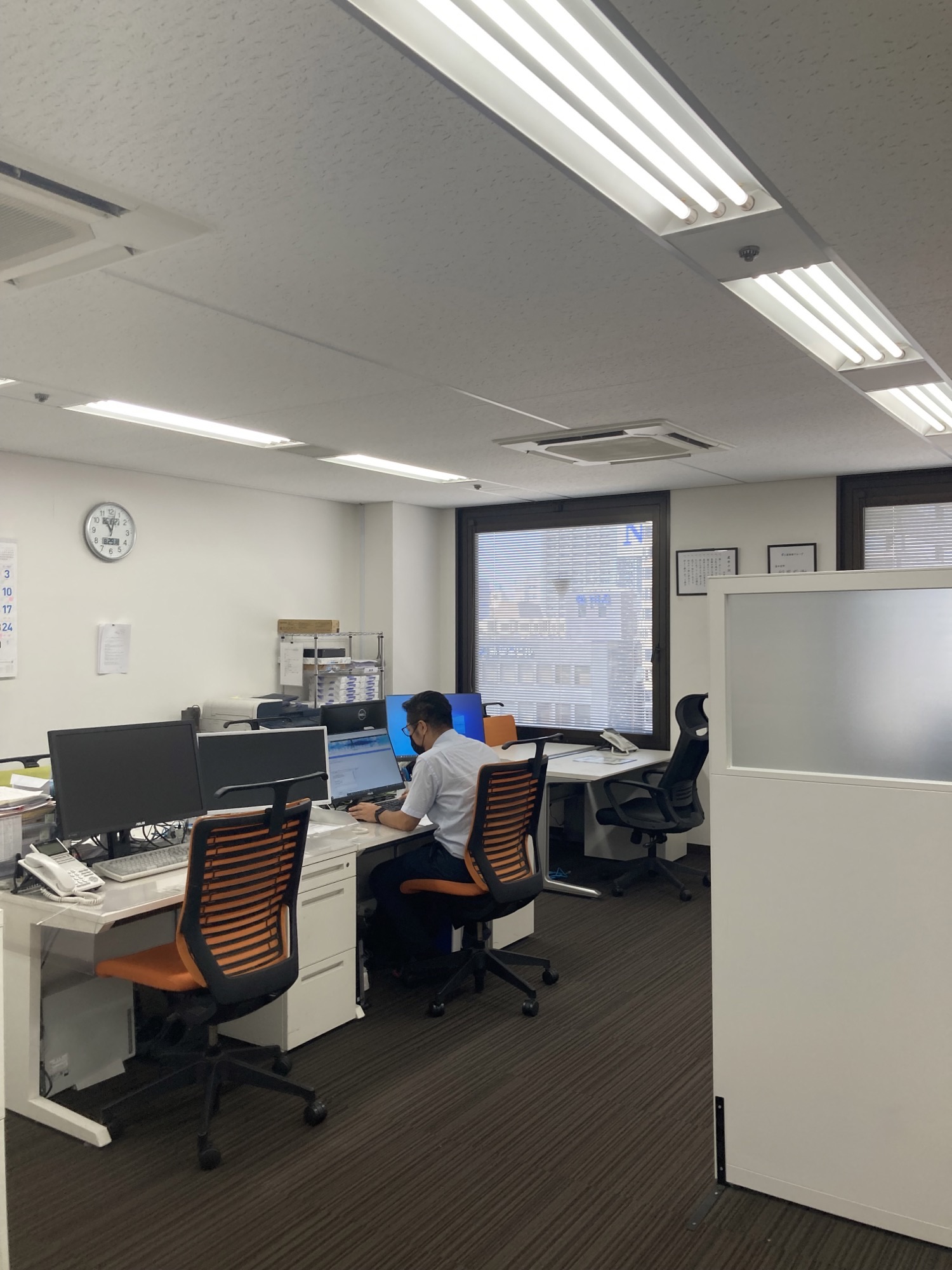 5時間×週5★定時16:00＆残業なし♪時給1,800円◆コツコツ事務