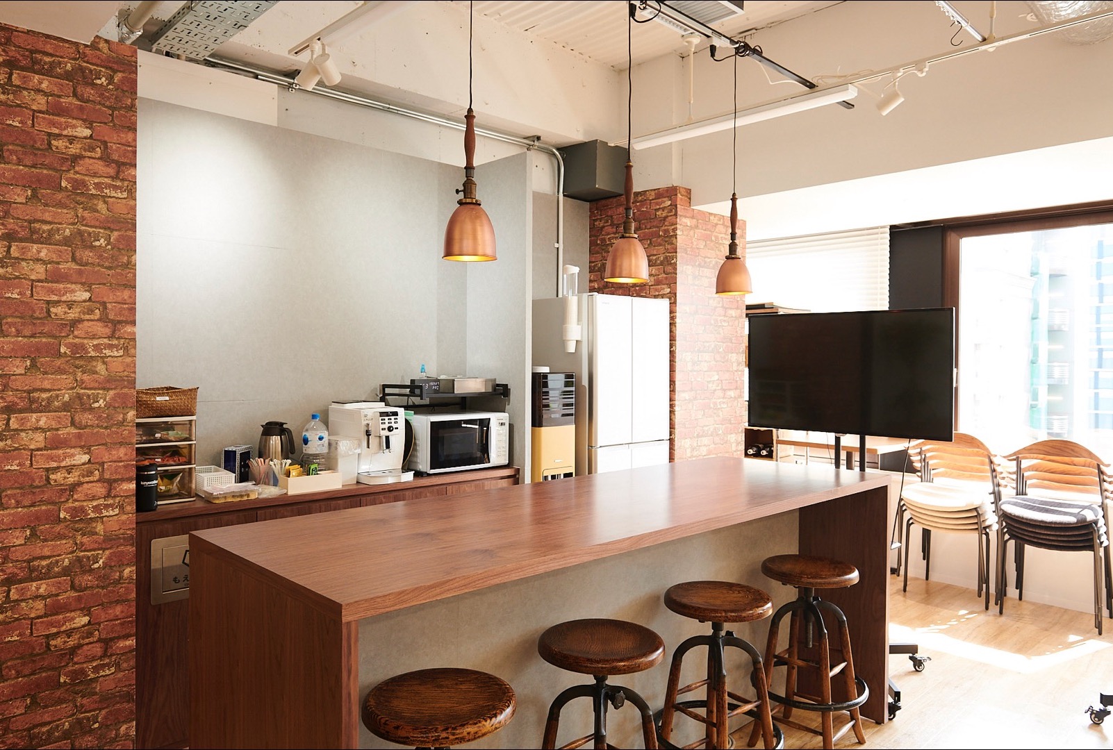 ＜時短OK×残業なし＞コツコツ★システムの入力メイン★経理サポ