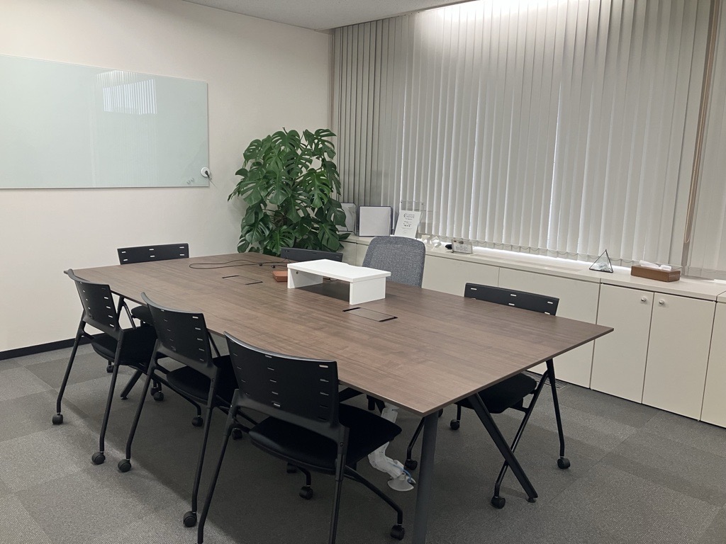 ＜高時給1850円！＞キレイなoffice★人材サービス会社で事務♪