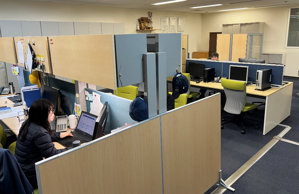 【昇給＆賞与あり】忙しいみなさんの総務・人事サポート♪