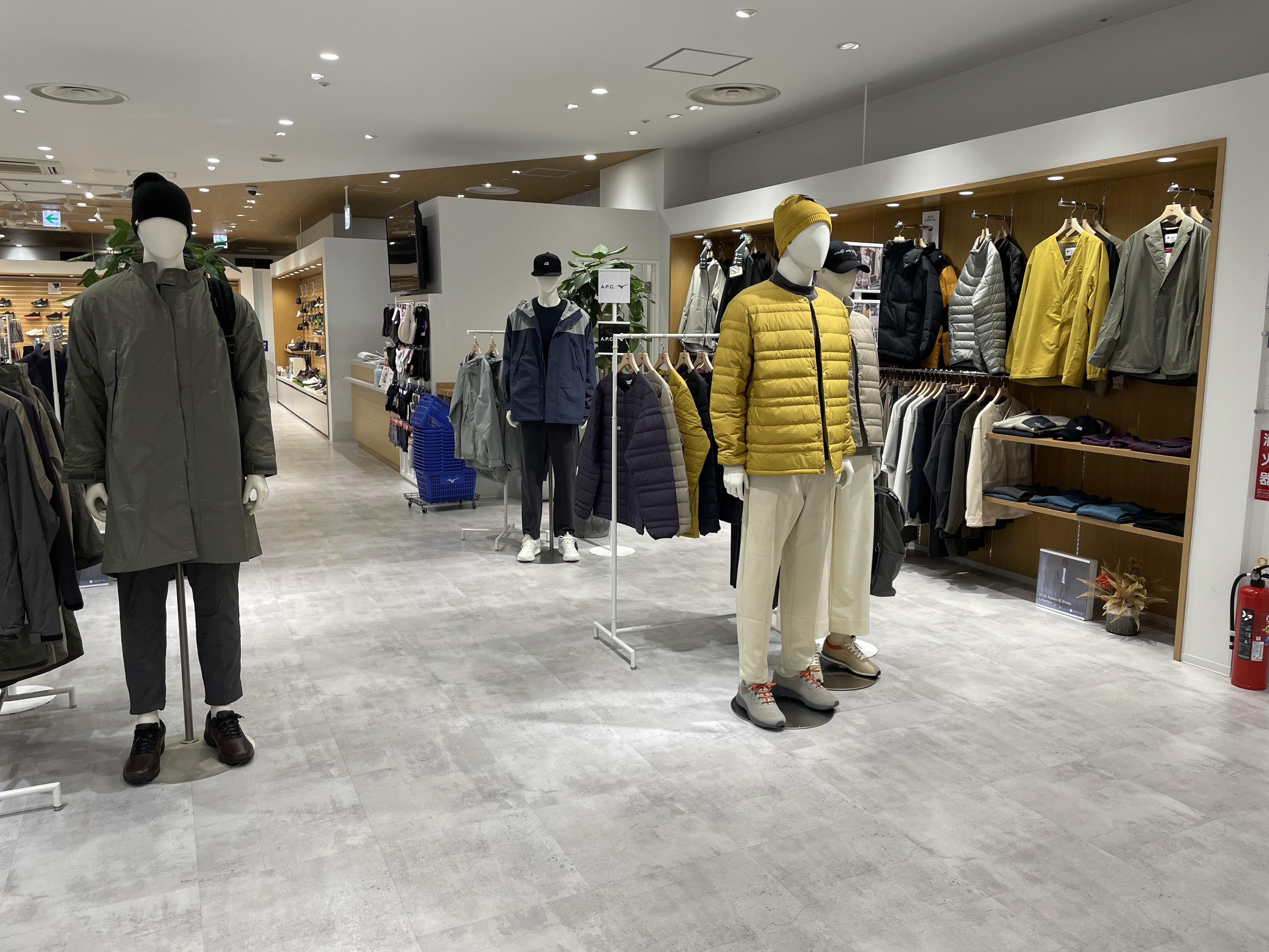 制服貸与なので私服で通勤♪仕事終わりに遊びに行けちゃいます♪