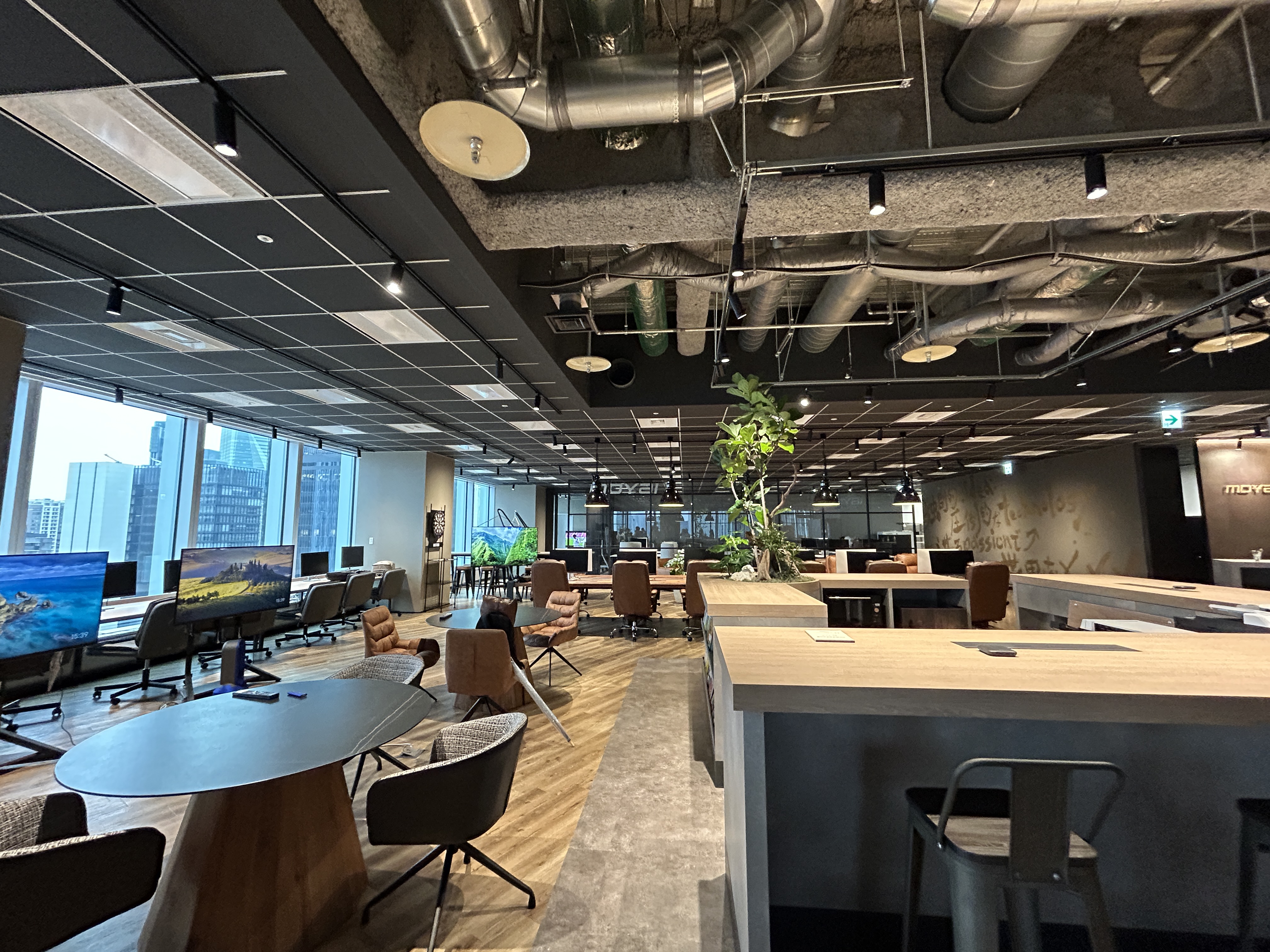 ＼週3×4.5時間♪／駅直結office☆彡社員アカウントの管理など◎