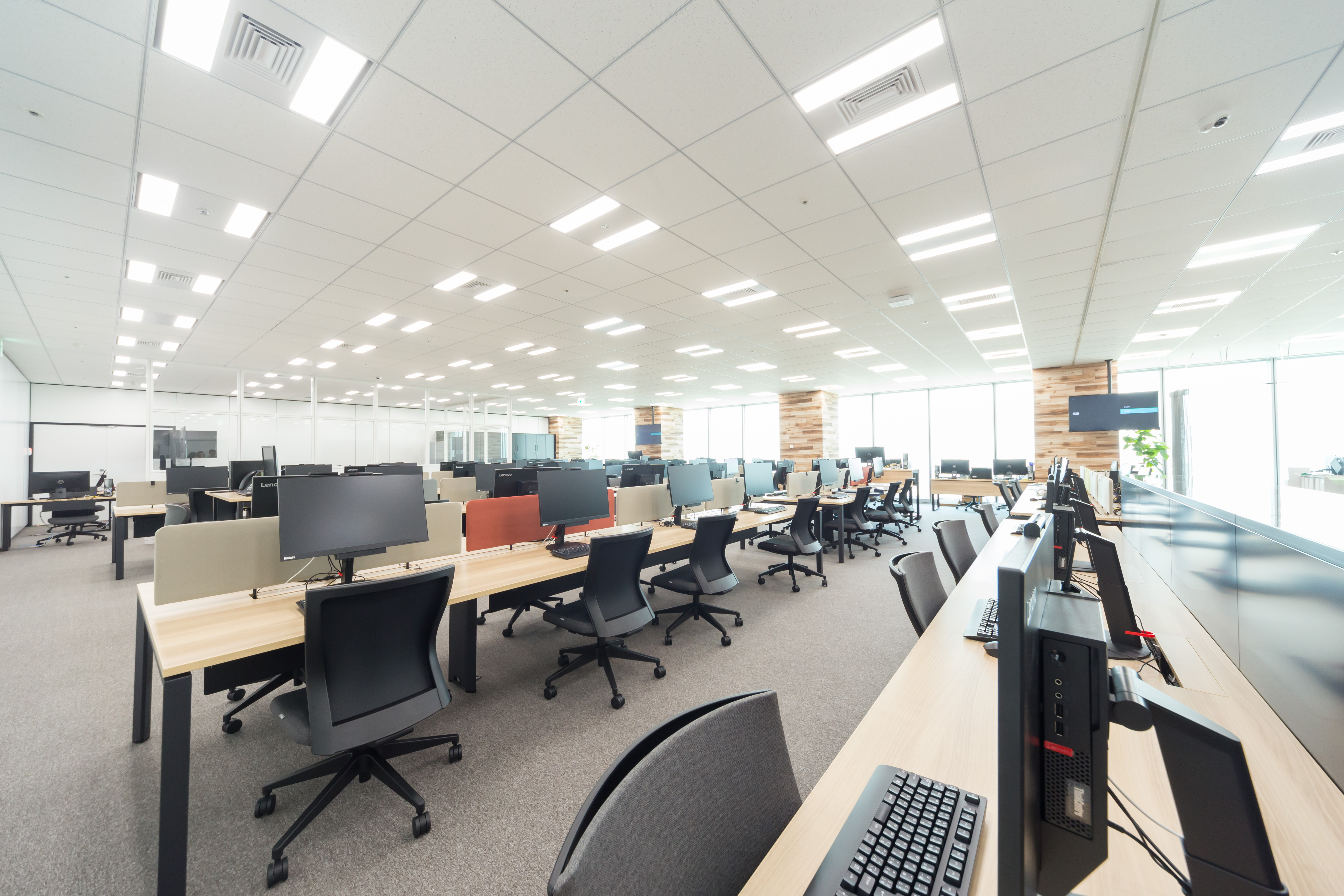 ＜接客/販売→事務デビュー＞土日祝休＊研修充実◎綺麗なoffice