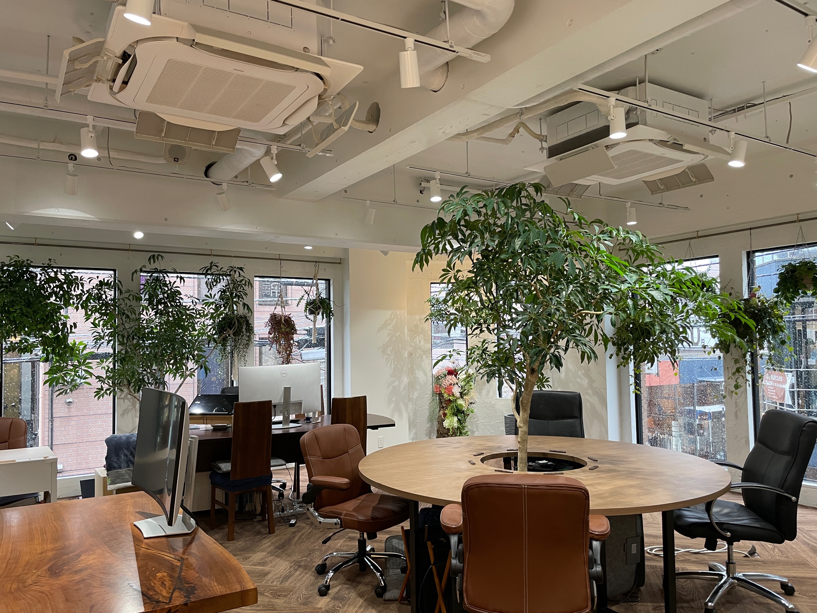 【週4日★お休みは毎週希望が出せる！】部アシのお仕事★☆