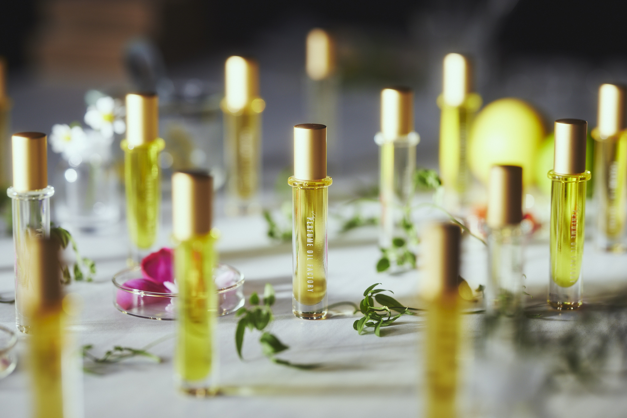 【水とアルコール不使用、優雅に広がる香りにこだわっています】