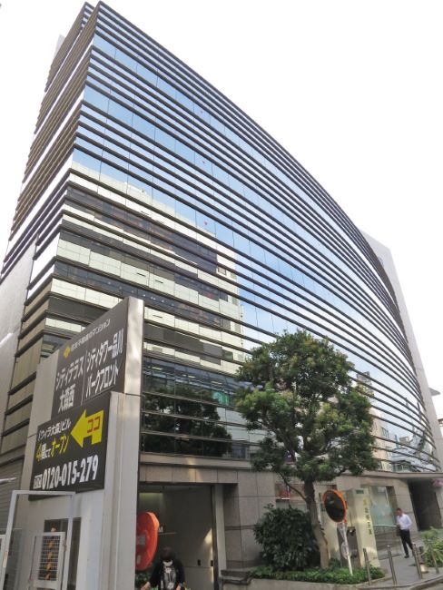 最寄り駅から徒歩1分♪＼2月から秘書デビュー！／未経験OK☆彡