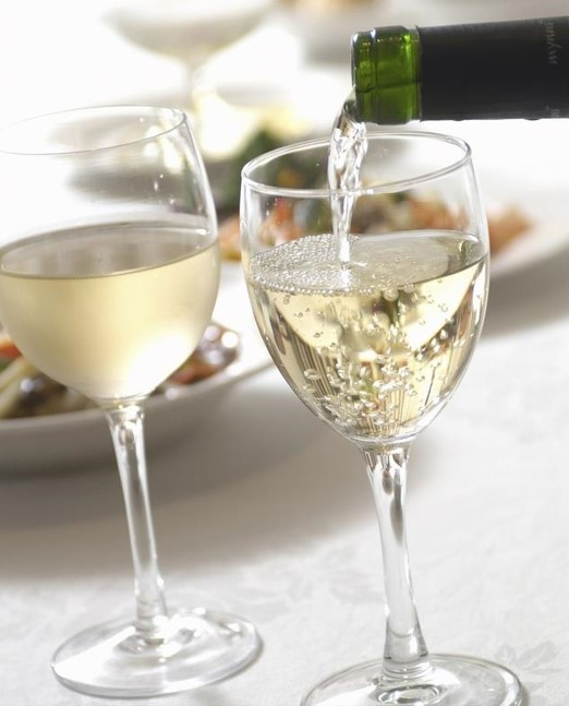 ＼お酒好きに／事務未経験OK！ワインを扱う企業でカンタン事務