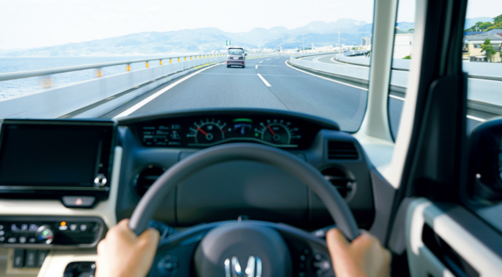 平日休み♪未経験ＯＫ！受付＆事務のお仕事☆車通勤ＯＫ