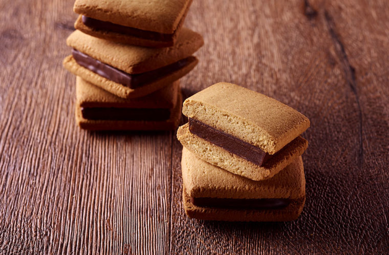 ＼週３日／未経験OK☆制服貸与◆生キャラメル＆洋菓子販売staff